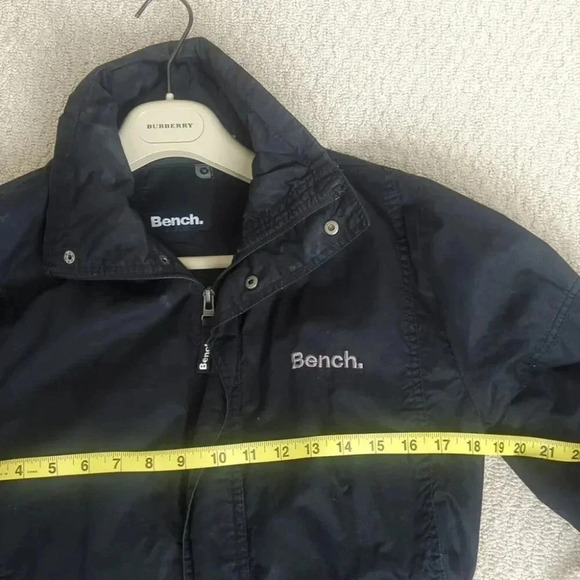 Women's Bench Light Weight Jacket - great condition size Medium - Picture 9 of 10